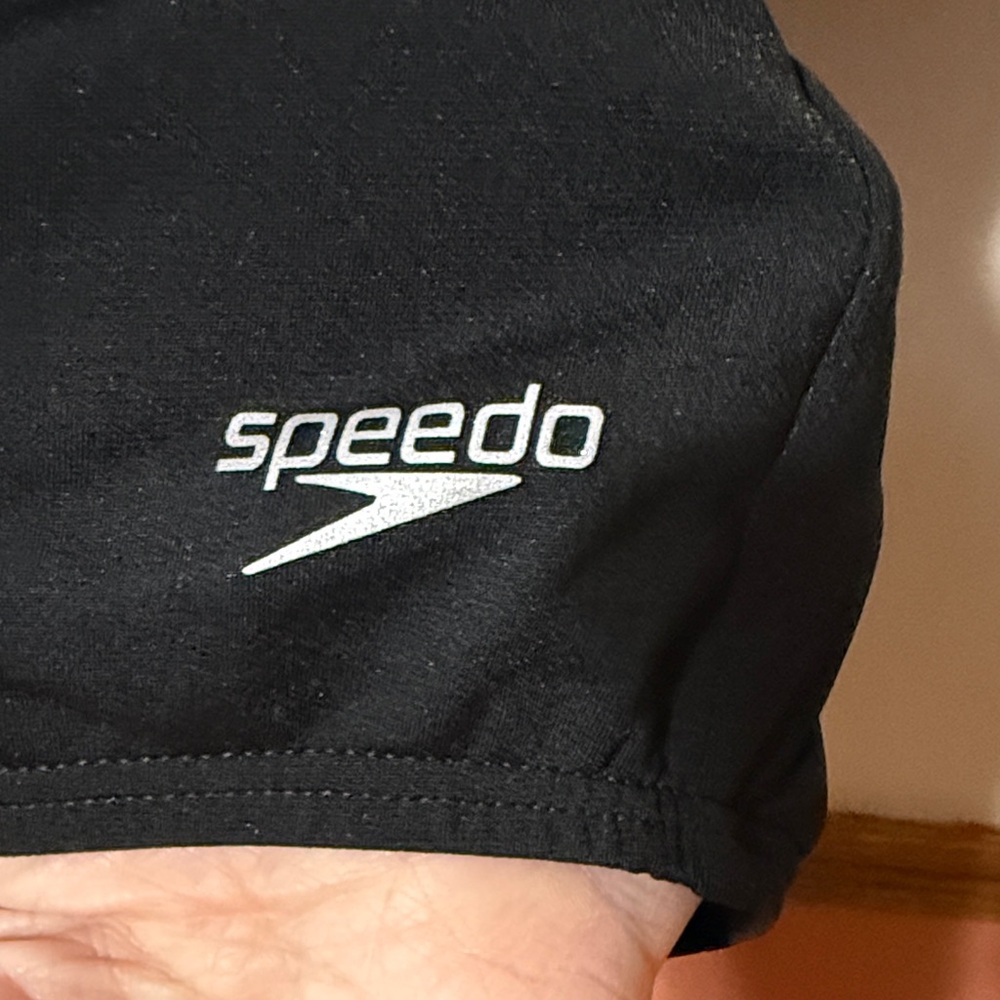 Speedo Black Women’s One Piece swimsuit - Picture 2 of 5